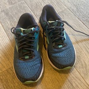 Brooks adrenaline sneakers